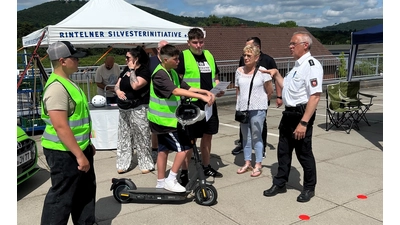 Polizei und Verkehrswacht haben für die jungen Teilnehmer einen Verkehrssicherheitsparcours vorbereitet.  (Foto: privat)