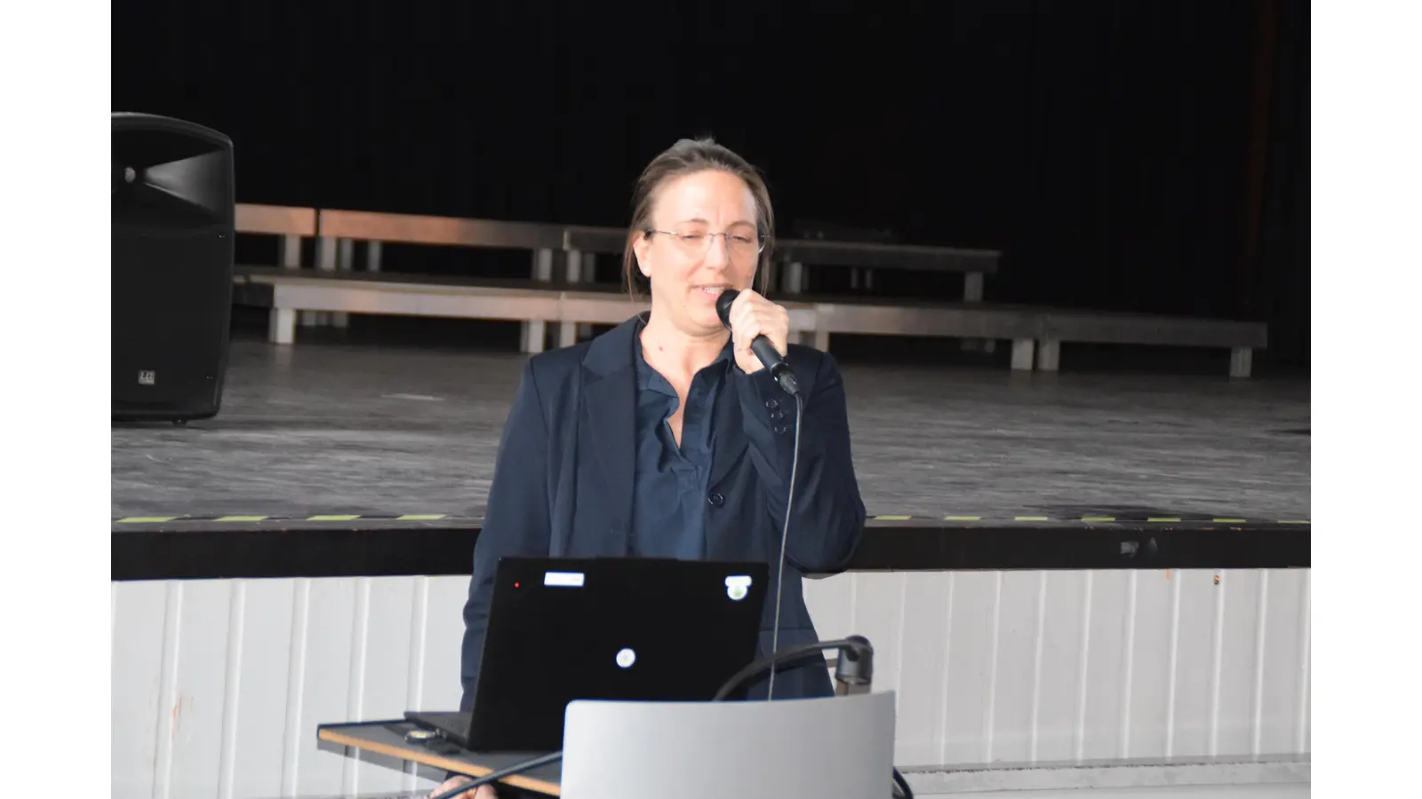 Dr. Karin Jassen, Target GmbH, bei ihrem Vortrag in Stadthagen. (Foto: ab)