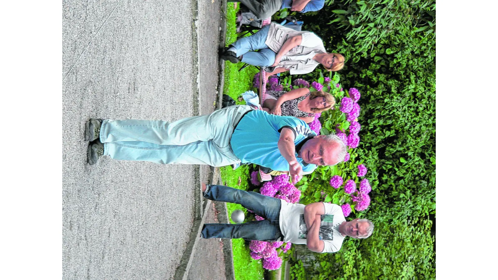 Kugeln fliegen im Kurpark (Foto: em)