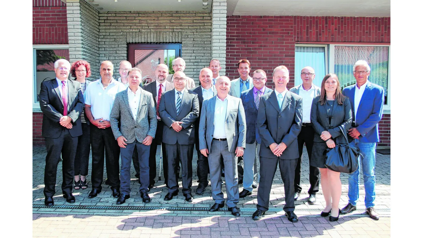 Faurecia ehrt seine Jubilare feierlich (Foto: bb)