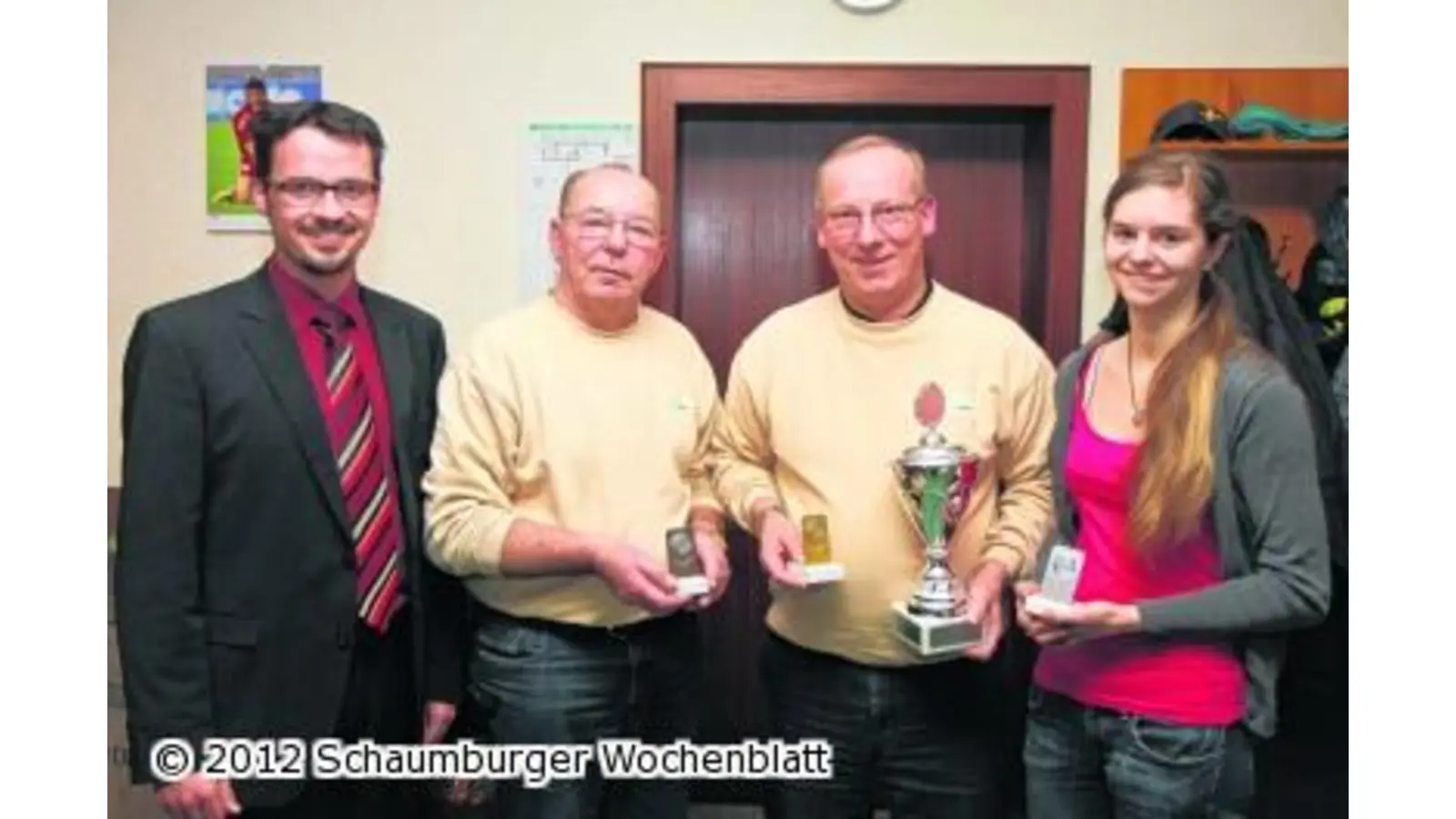 Der Sparkassenpokal geht an Michael Hoyer (Foto: bb)