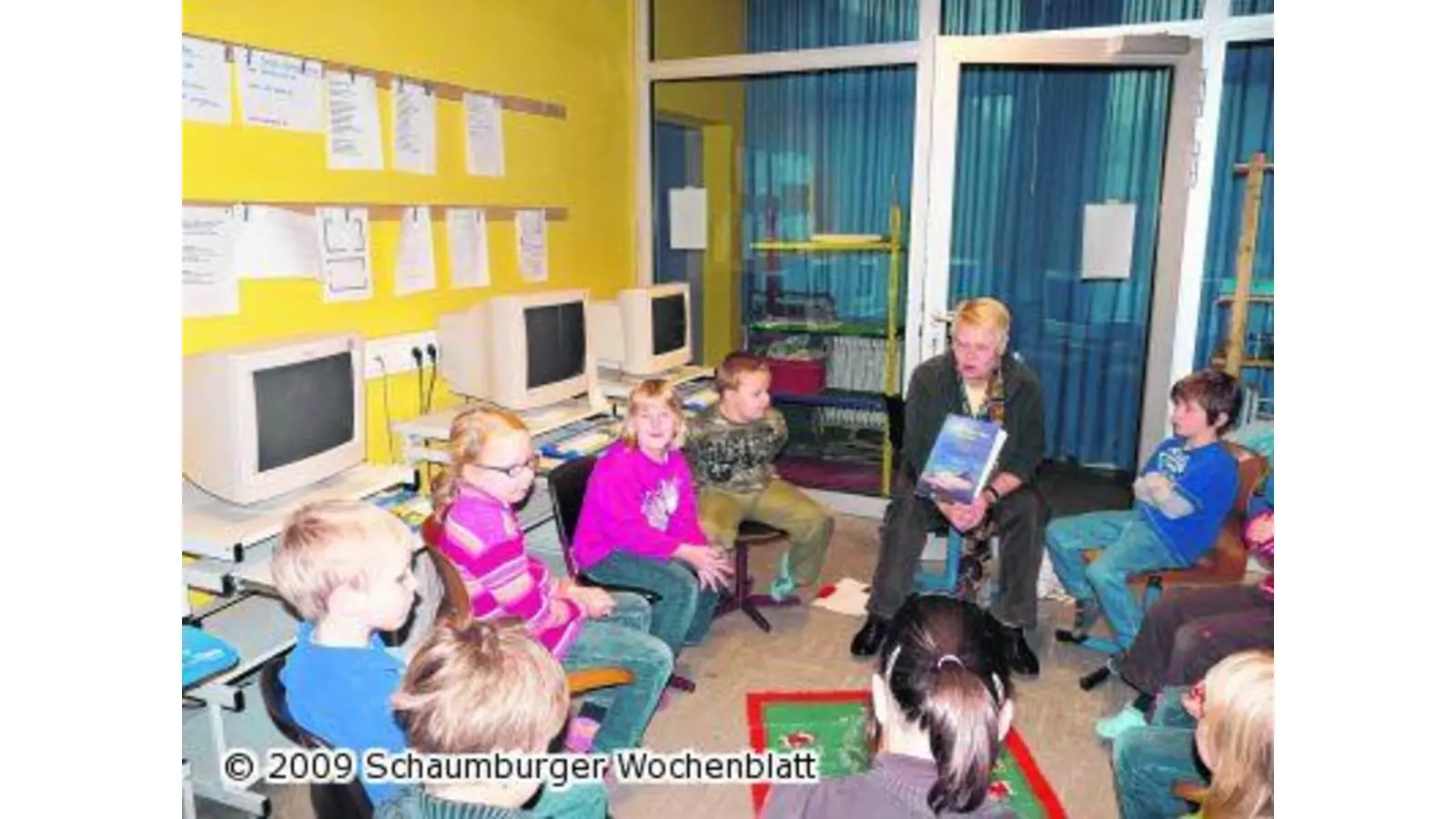 Gespanntes Zuhören in allen Räumen (Foto: pd)