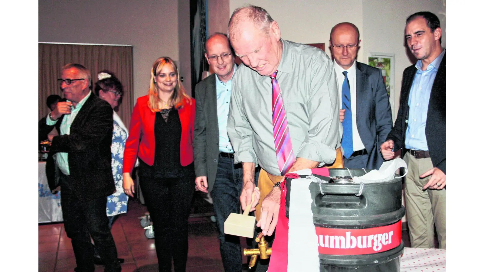 Nach zwei Schlägen fließt Gerstensaft (Foto: pp)