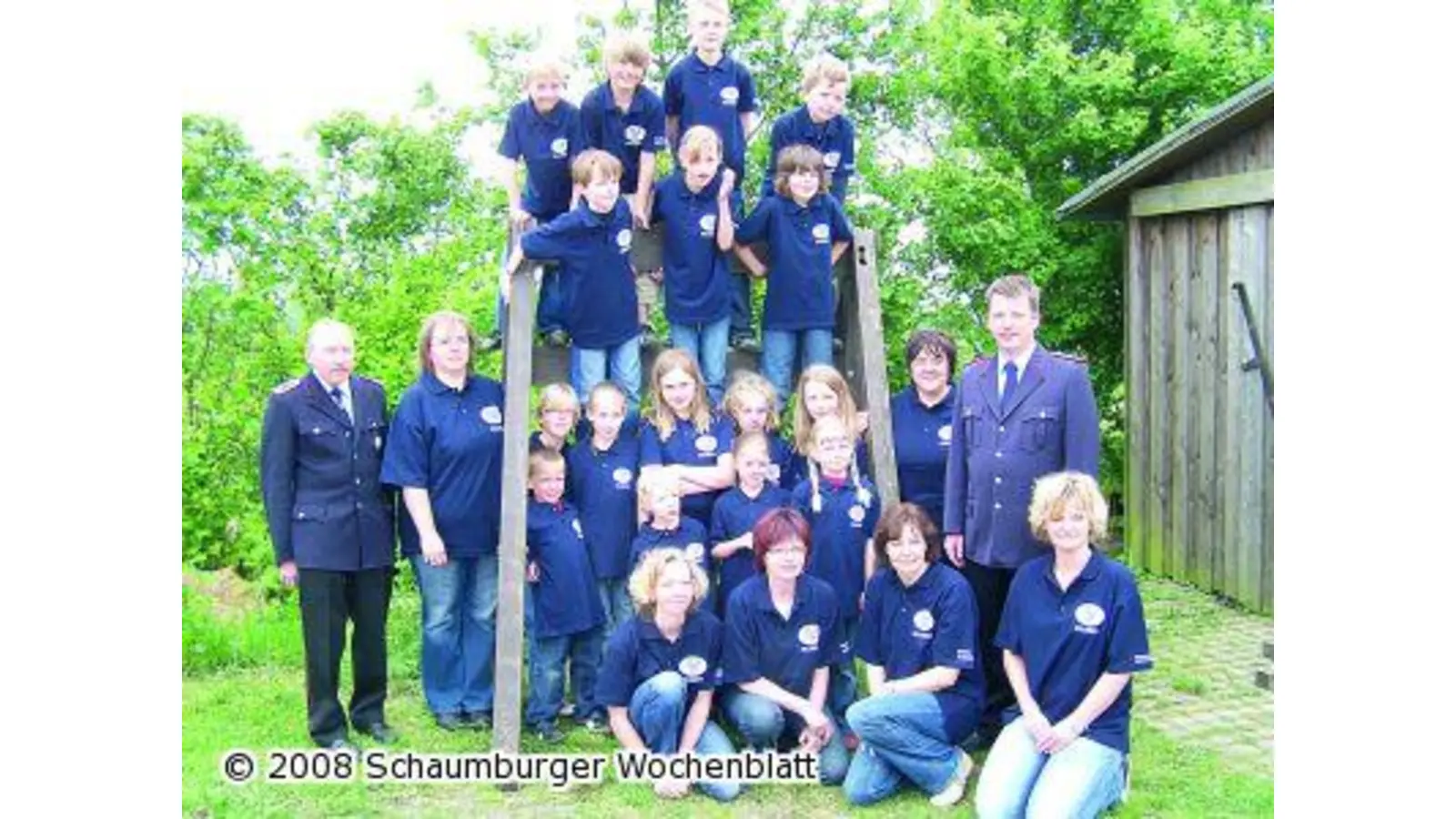 Poloshirts für die Löschkids (Foto: ste)