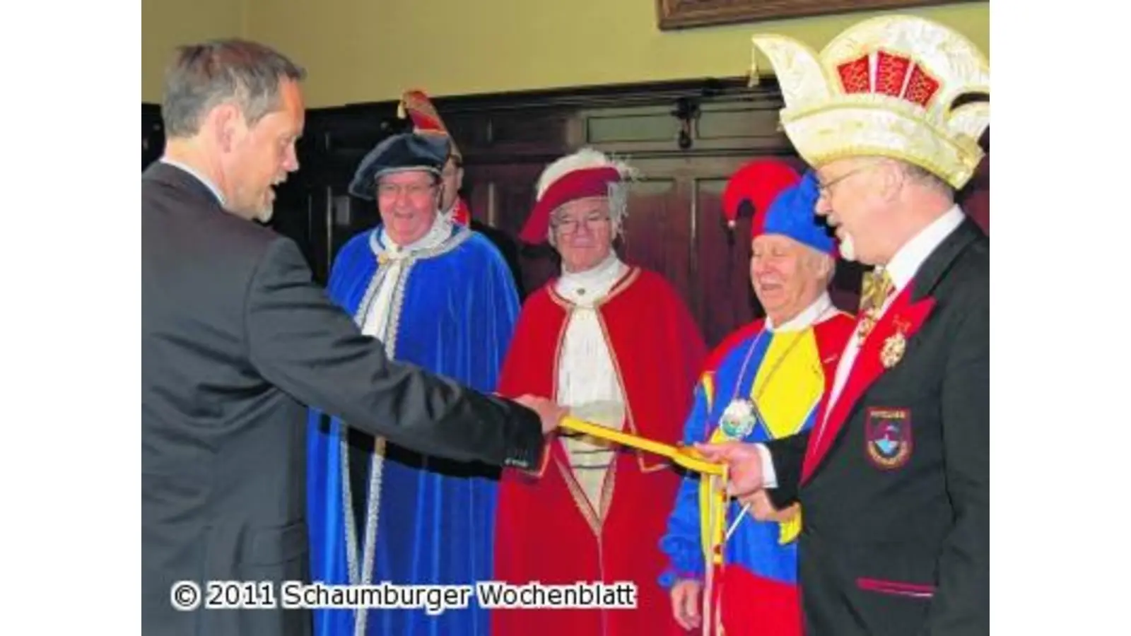 Schlüssel ist in närrischer Hand (Foto: ste)
