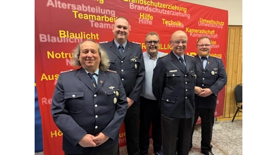 v.l.n.r.: Dirk Schumacher, Dennis Köpper, Jens Leonhard, Heinz-Konrad Stemme und Jan Stemme. (Foto: privat)