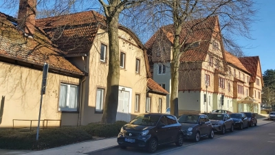 Auch das Zanderhaus (li.) und die alte Kurverwaltung sind Vertragsinhalt. (Foto: gk)