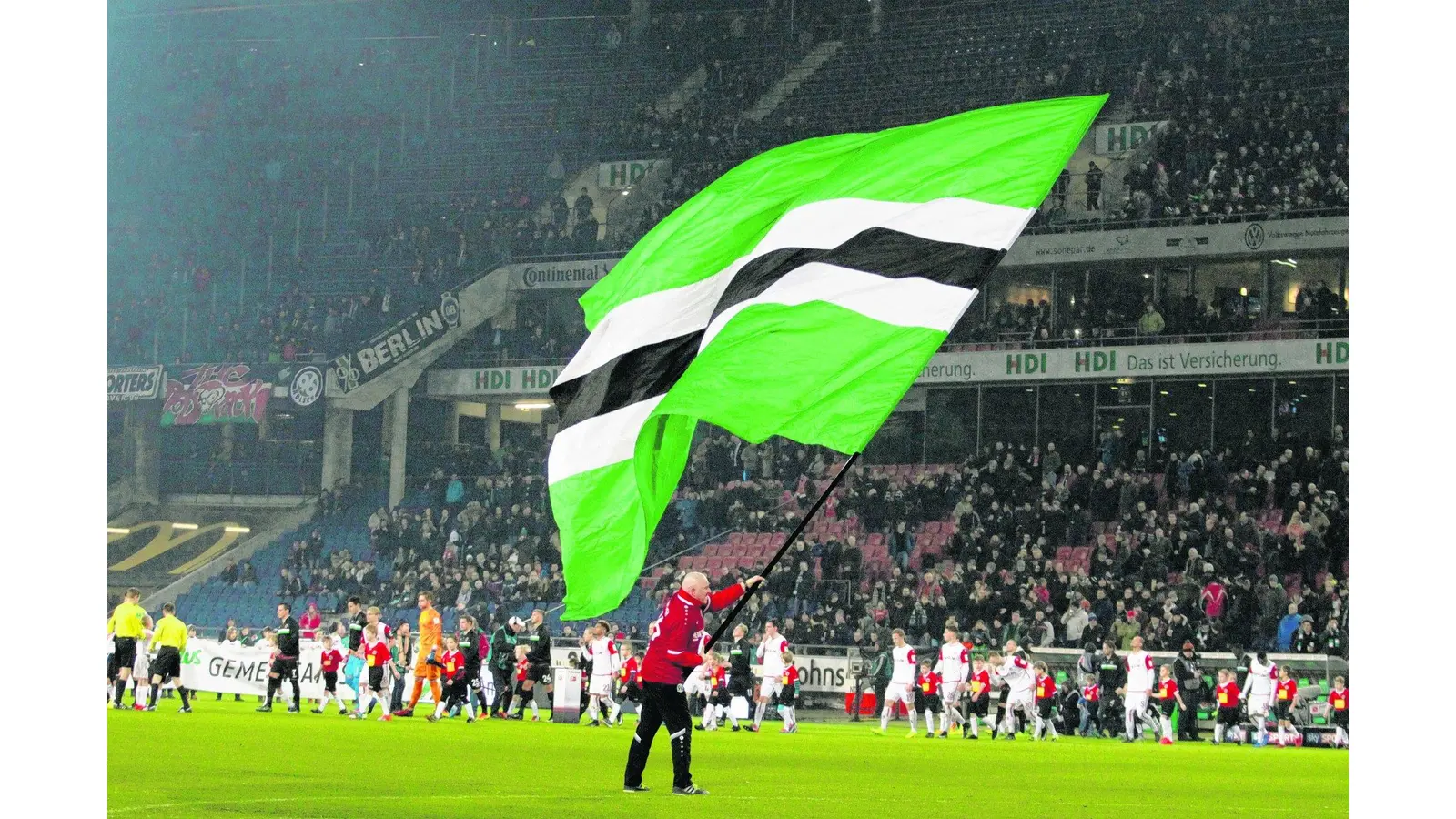 Mit neuem Trainer soll 96 der Gipfelsturm gelingen (Foto: bb)