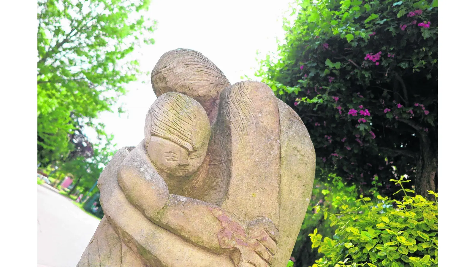 Der Kirchplatz wird zum Atelier (Foto: red)