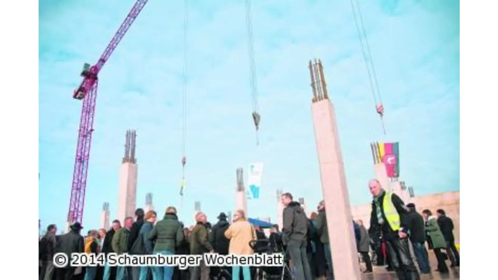 Zeitkapsel verschwindet im Obernkirchener Sandstein (Foto: wa)