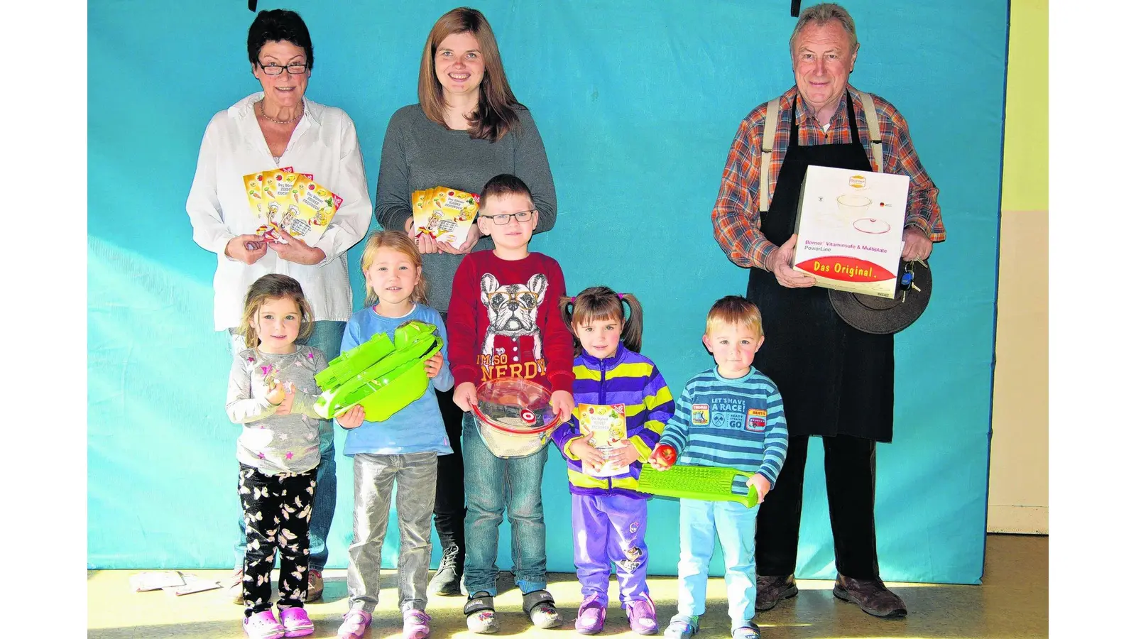 Küchenhelfer im Kindergarten (Foto: ste)