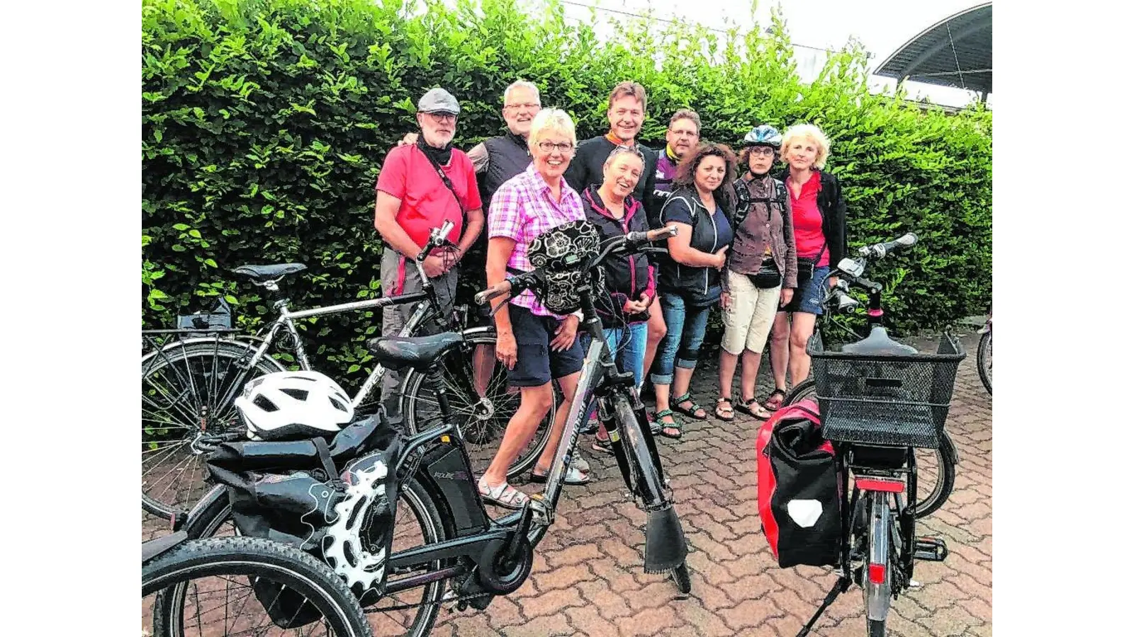 Munter vorbeiradeln an den Riesenprojekten in der Region (Foto: em)