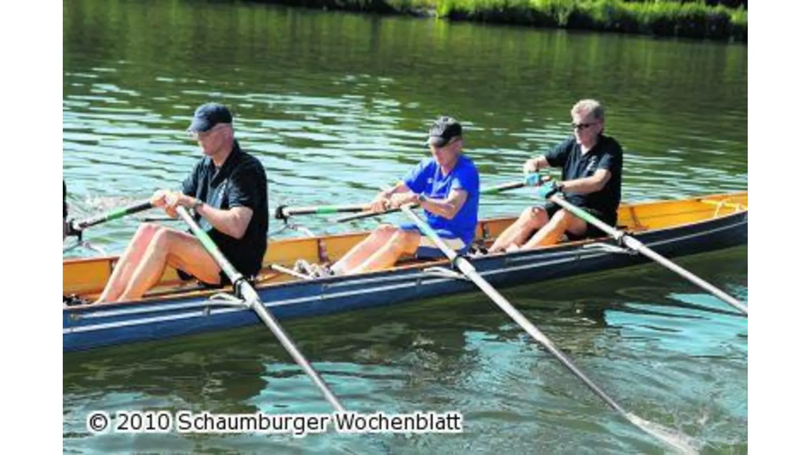 Traditionelle Rudertour startet mit großem Feld (Foto: bb)