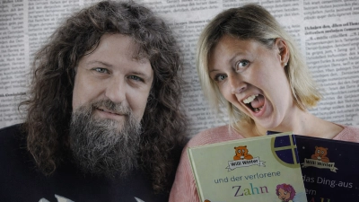Sind beim Lesefestival dabei (v.li.): Till Burgwächter und Iris Genenz. (Foto: privat, Bildmontage)