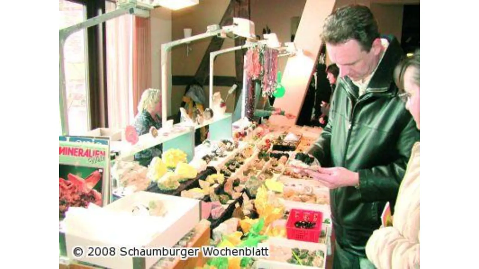 Ein geheimnisvolles Funkeln und Glitzern verzaubern den Raum (Foto: red)