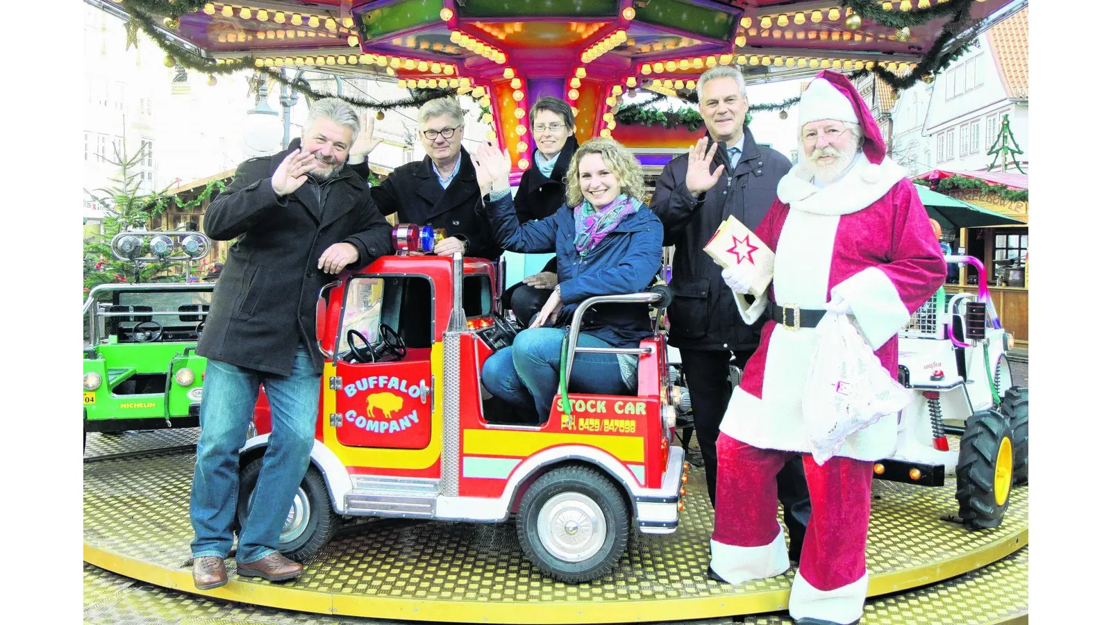 Nikolaus gibt Stiefel zurück (Foto: red)