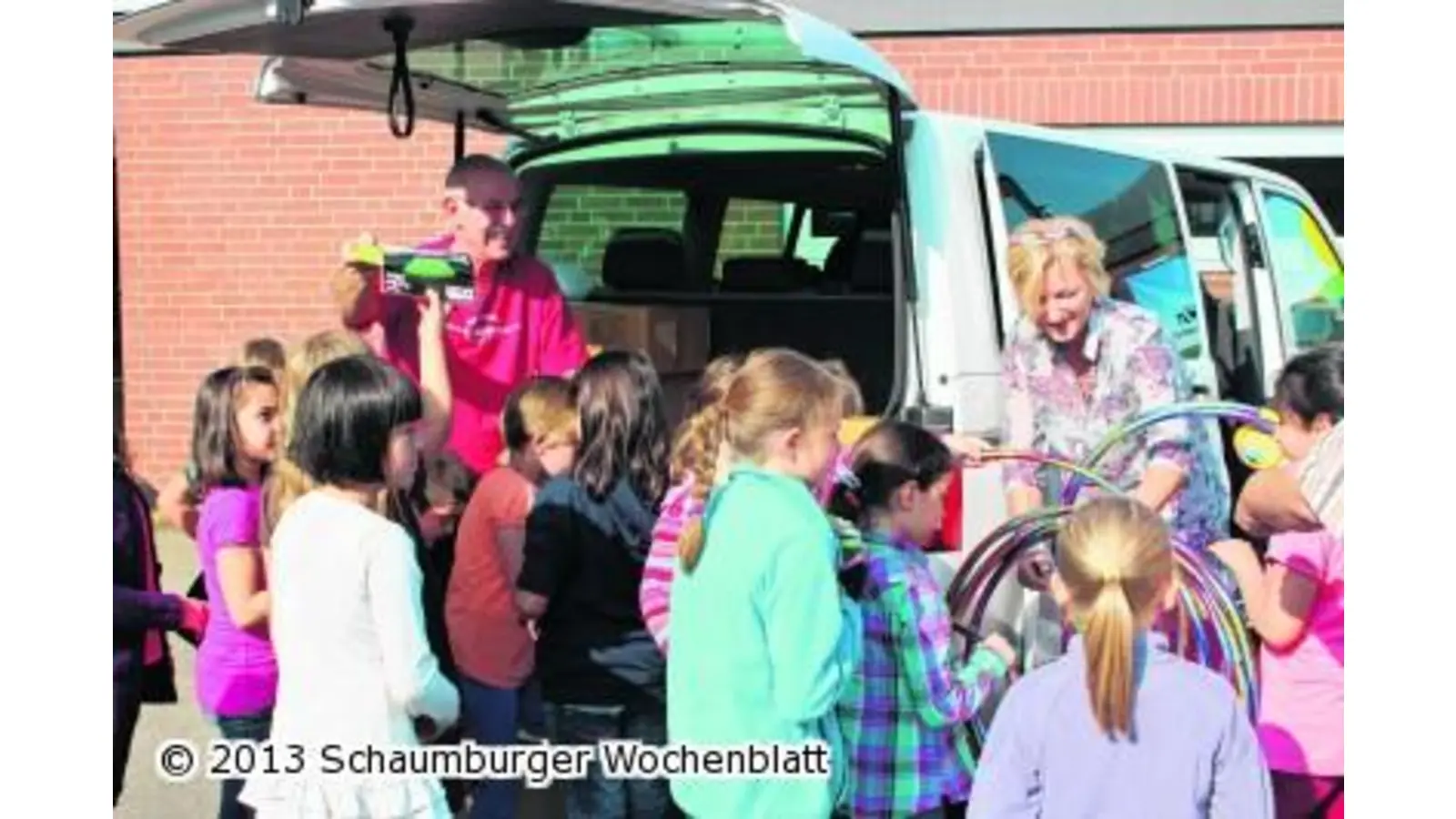 Ein Lieferwagen voller Spielzeug (Foto: ag)