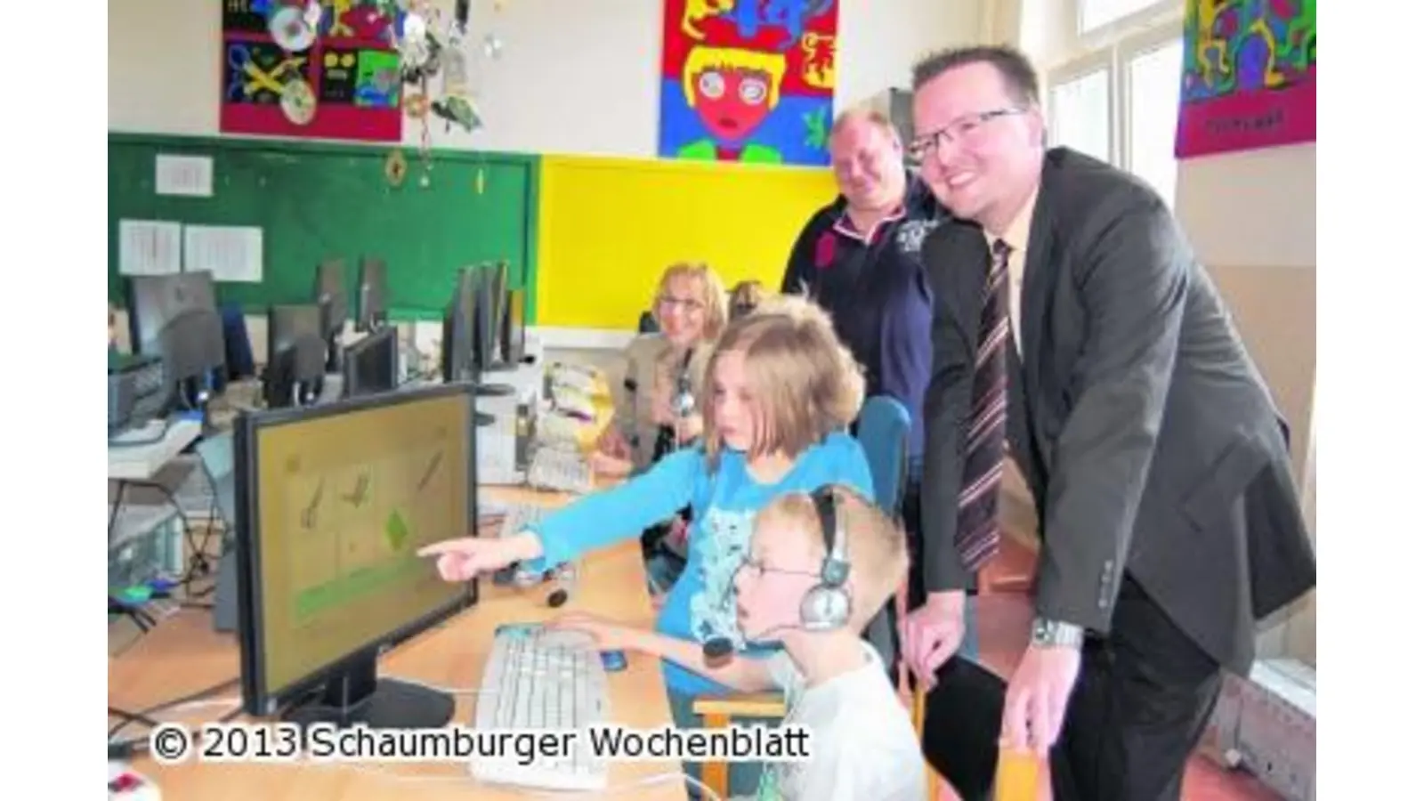 Volksbank unterstützt Arbeit der Grundschule (Foto: red)