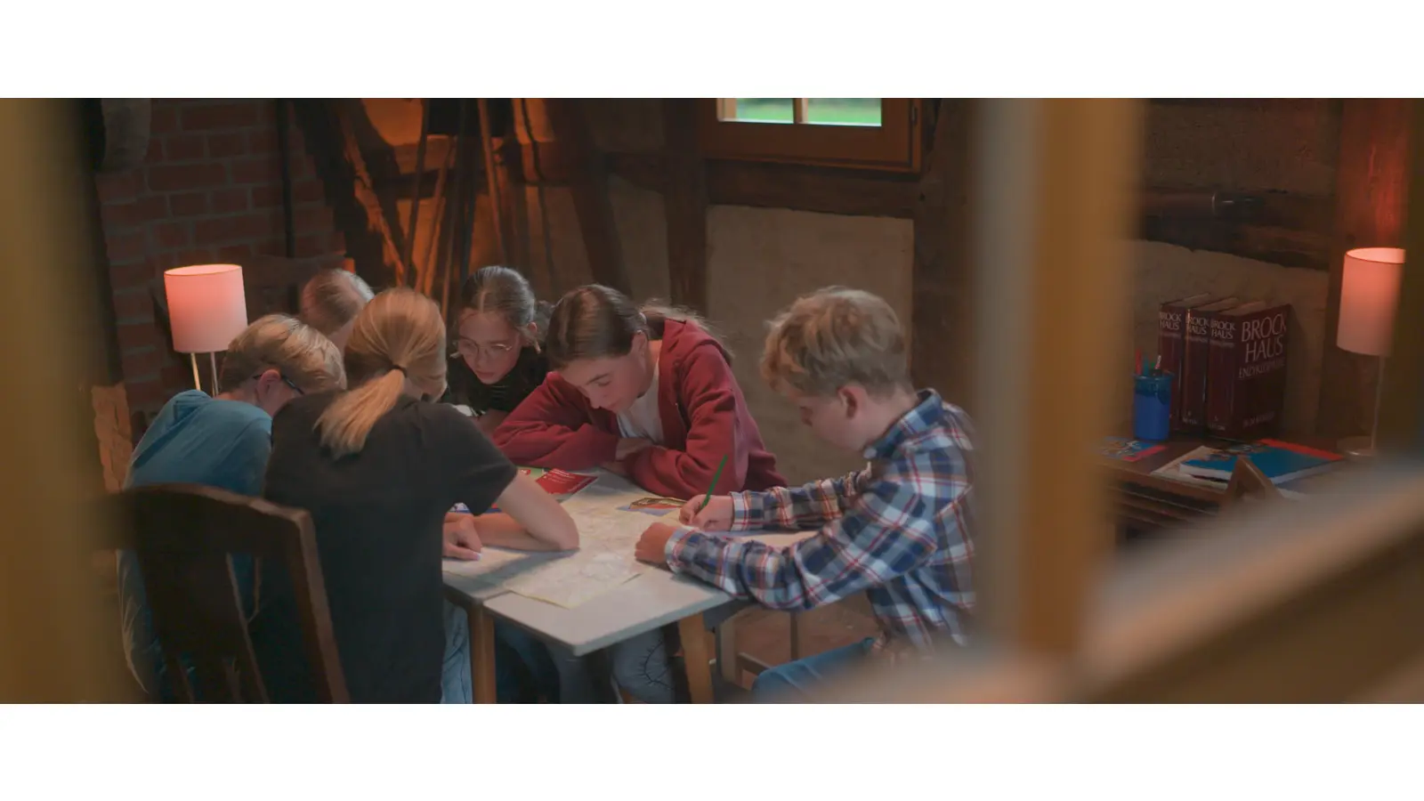Ein Teil der Detektivgruppe an einem Drehtag. (Foto: privat)