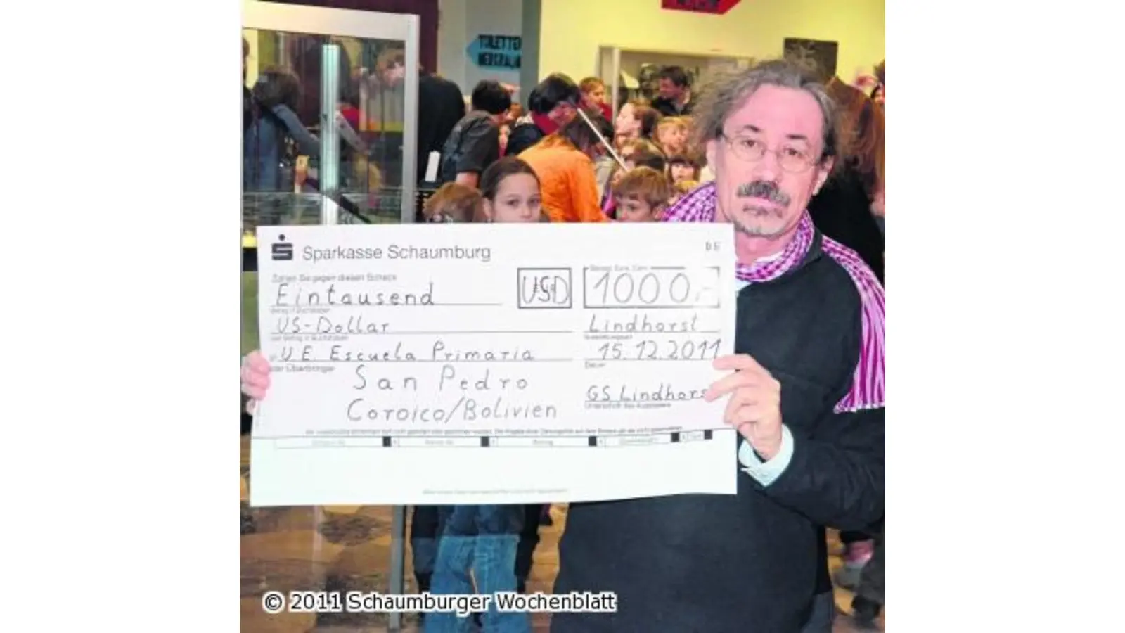 1000 Dollar Spenden für Partnerschule in Bolivien (Foto: bt)