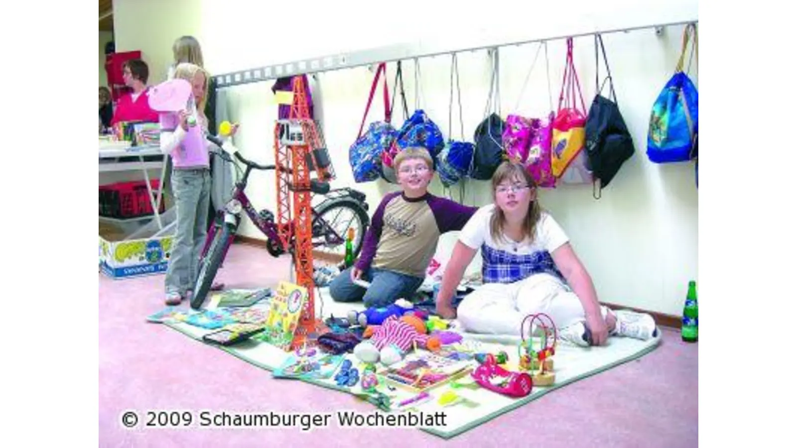 Basteln und stöbern für den guten Zweck (Foto: jl)