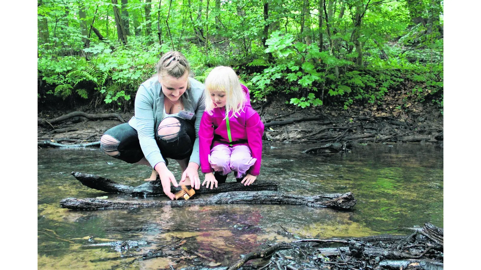 Barfuß im Wasserparadies unterwegs (Foto: jan)