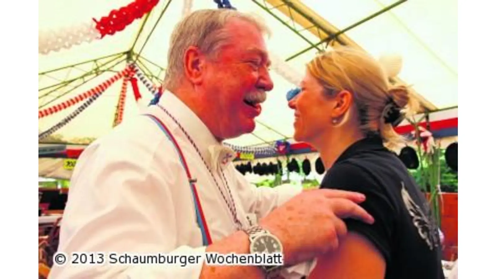Wenn ein jecker Generationen-Mix feiert (Foto: jl)