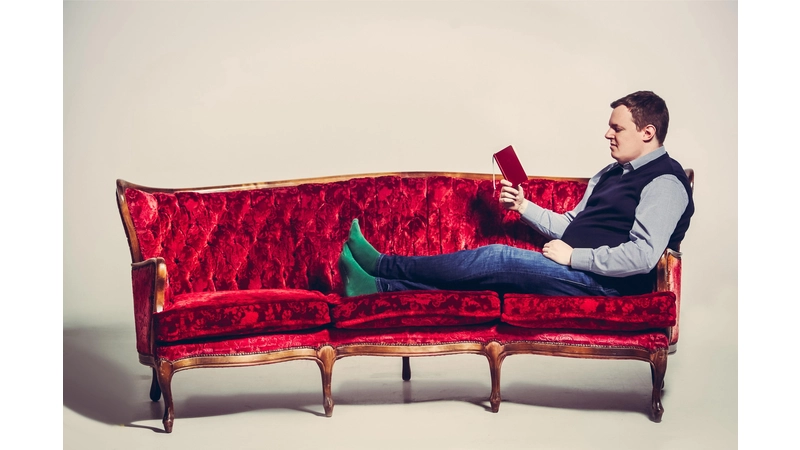 Literaturkenner Mike Altwicker tritt am 26. November in der Buchhandlung Schmidt auf.  (Foto: privat)