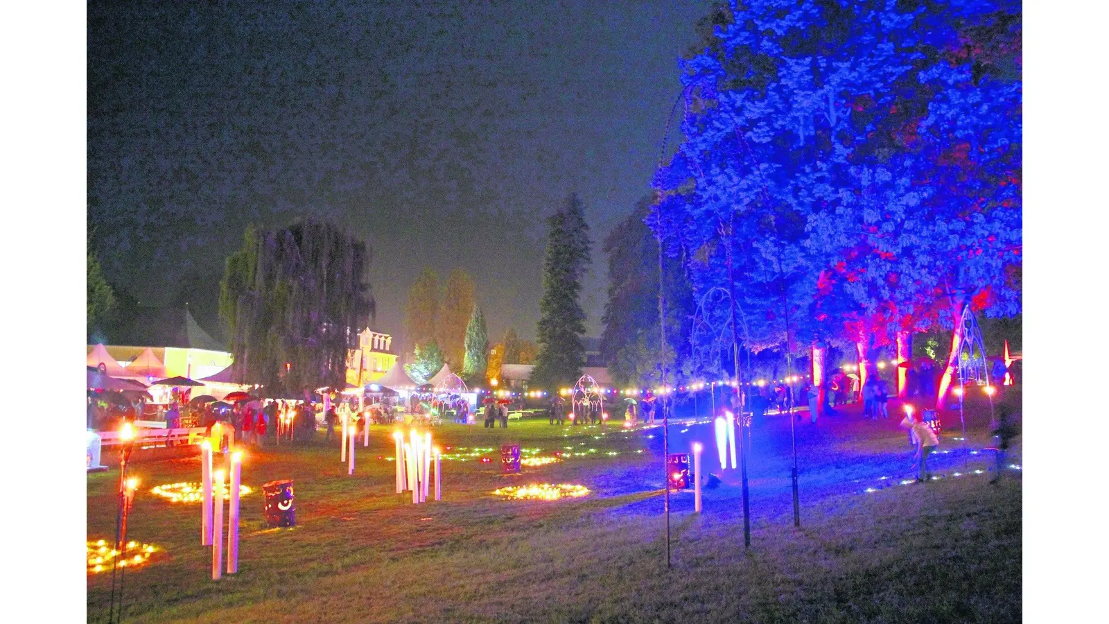 Besucher erleben das Parkfestival ohne Baustelle (Foto: jl)