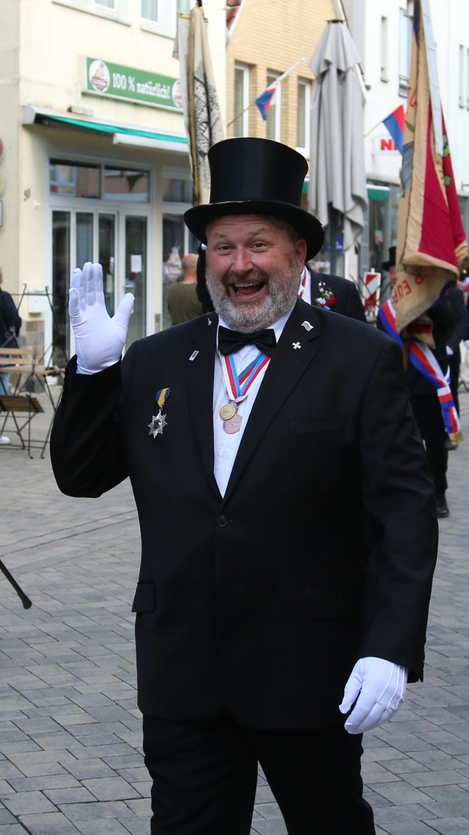 Die Stadthäger haben am Mittwoch den Start des Schützenfestes fröhlich gefeiert.  (Foto: bb)