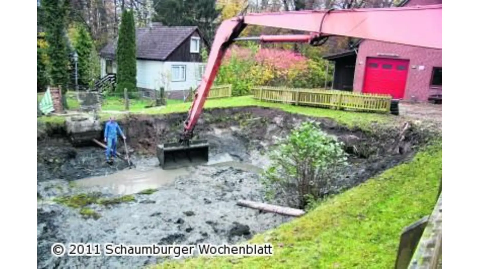 Beginn der Sanierung des Löschwasserteiches (Foto: gi)