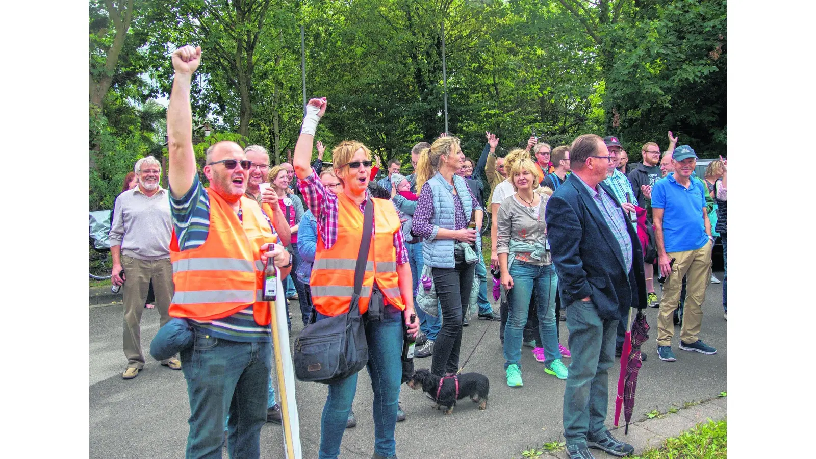 Sternmarsch gegen den trassenfernen Ausbau (Foto: wa)