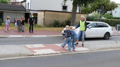 Schulwegtraining in Bokeloh: An der Querung der Schaumburger Straße.  (Foto: gi)