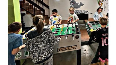 Nach jeder Partie reichten sich die Kinder die Hände, unabhängig vom Ergebnis.  (Foto: privat)