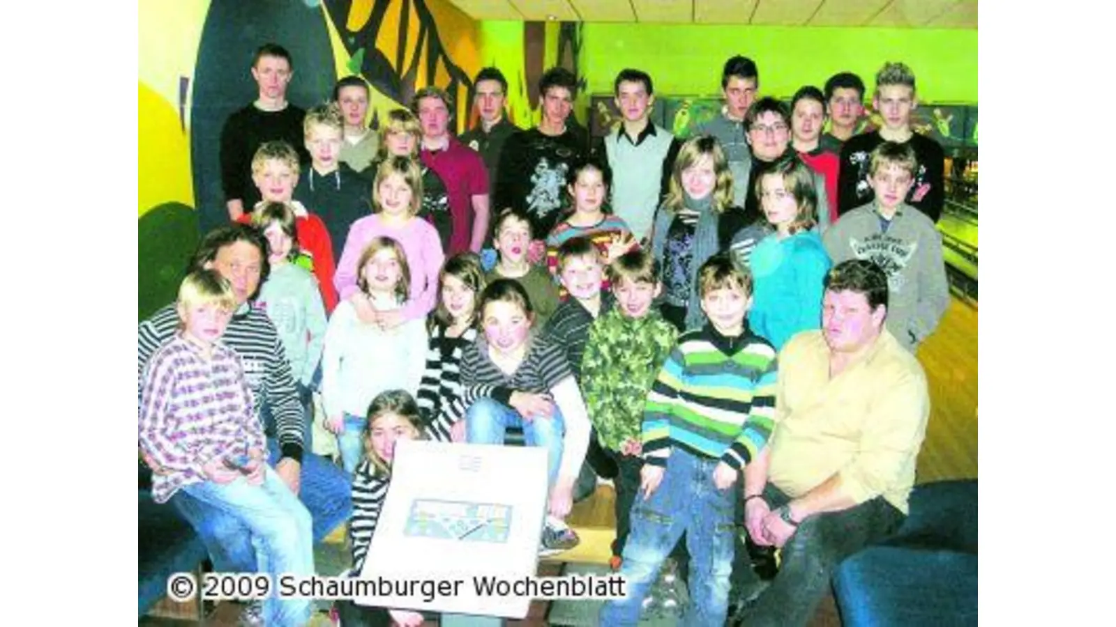 Golfjugend mit Spaß beim Bowling (Foto: red)