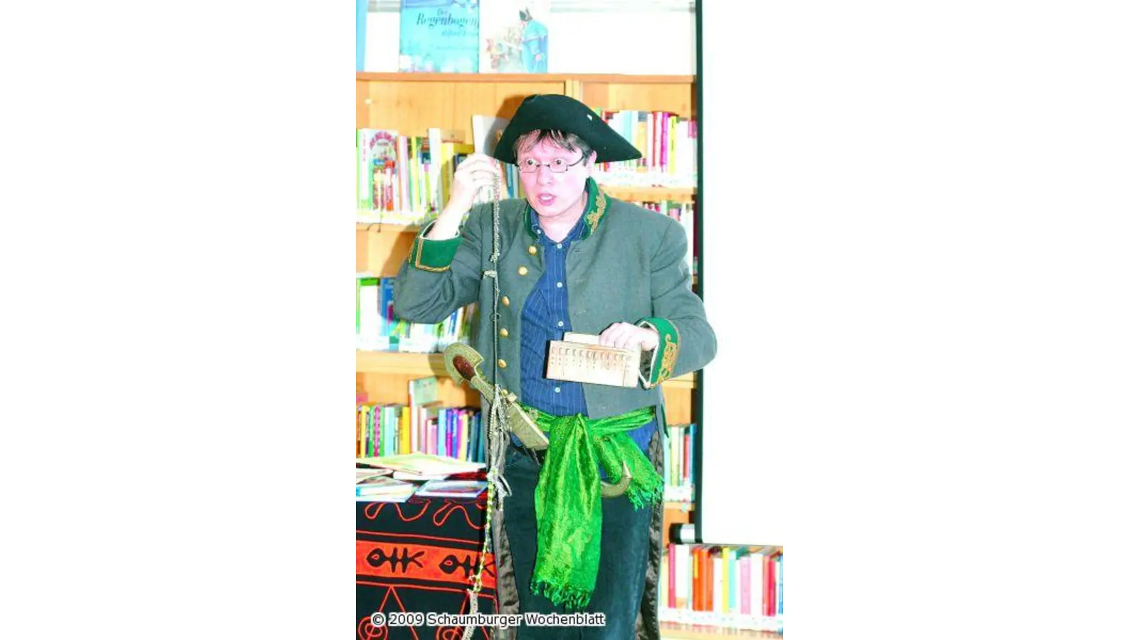 Lesung wird zu einer Abenteuerreise (Foto: bb)
