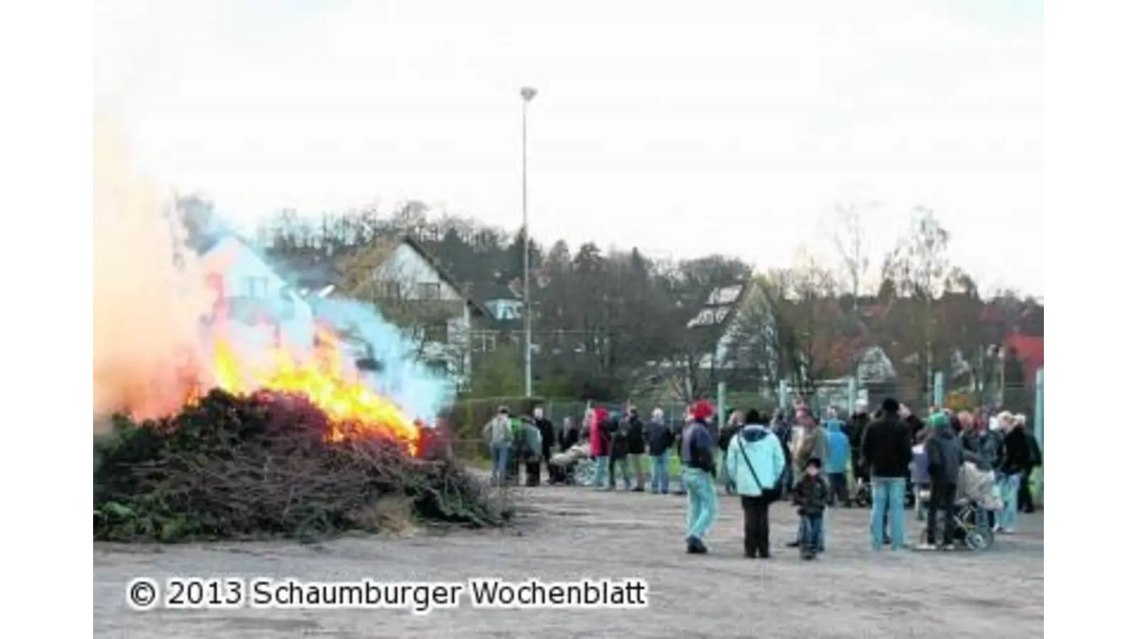 Osterfeuer und ein Fackelumzug (Foto: bb)