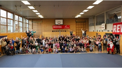 Über 100 Teilnehmer: Das Weihnachtsturnen beim ASV Wunstorf Südaue. (Foto: privat)