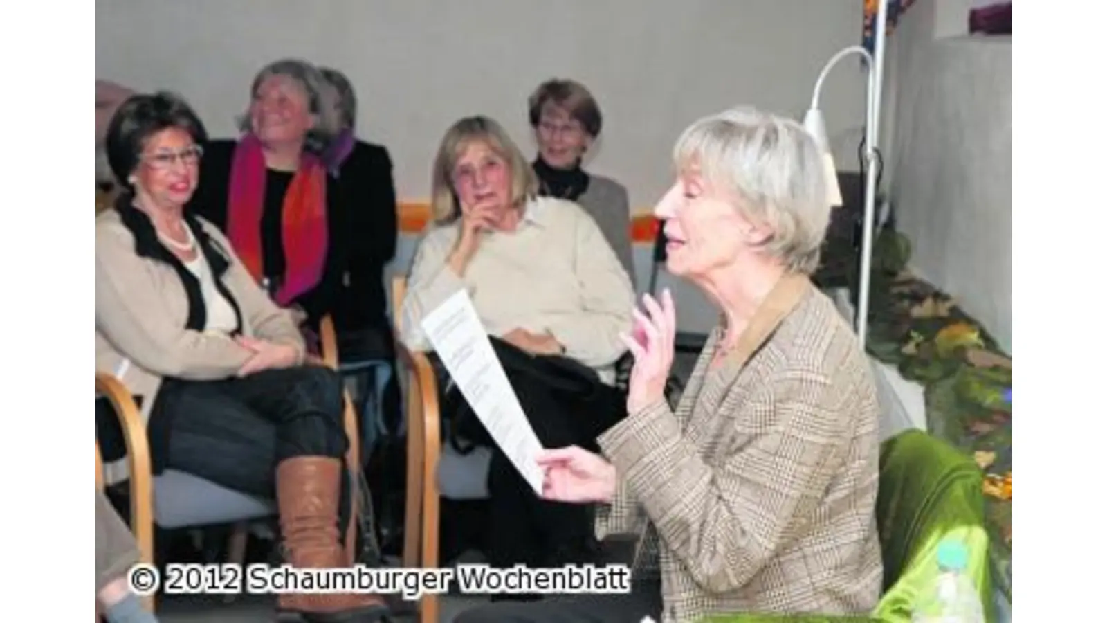 Märchenlesung im Gewölbekeller (Foto: bb)