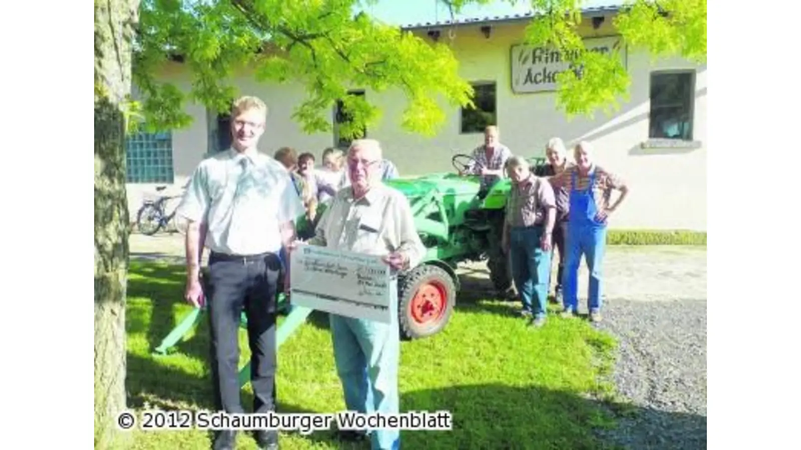 Dreschmaschine aus dem Jahr 1927 fast komplett renoviert (Foto: km)