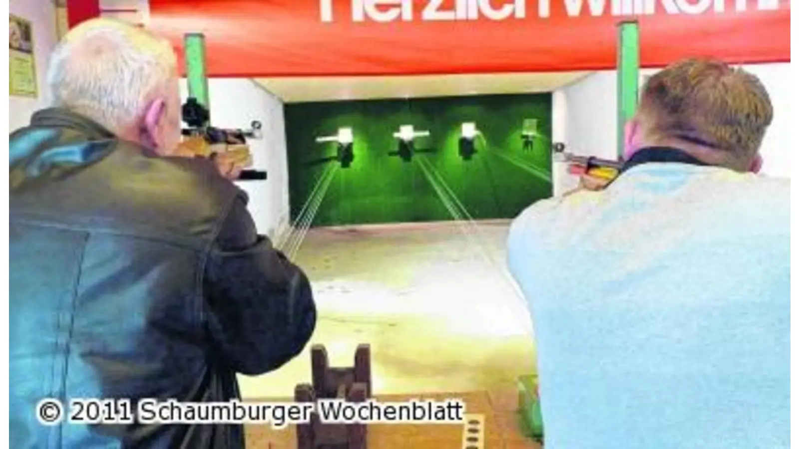 Zum Probeschießen (Foto: km)