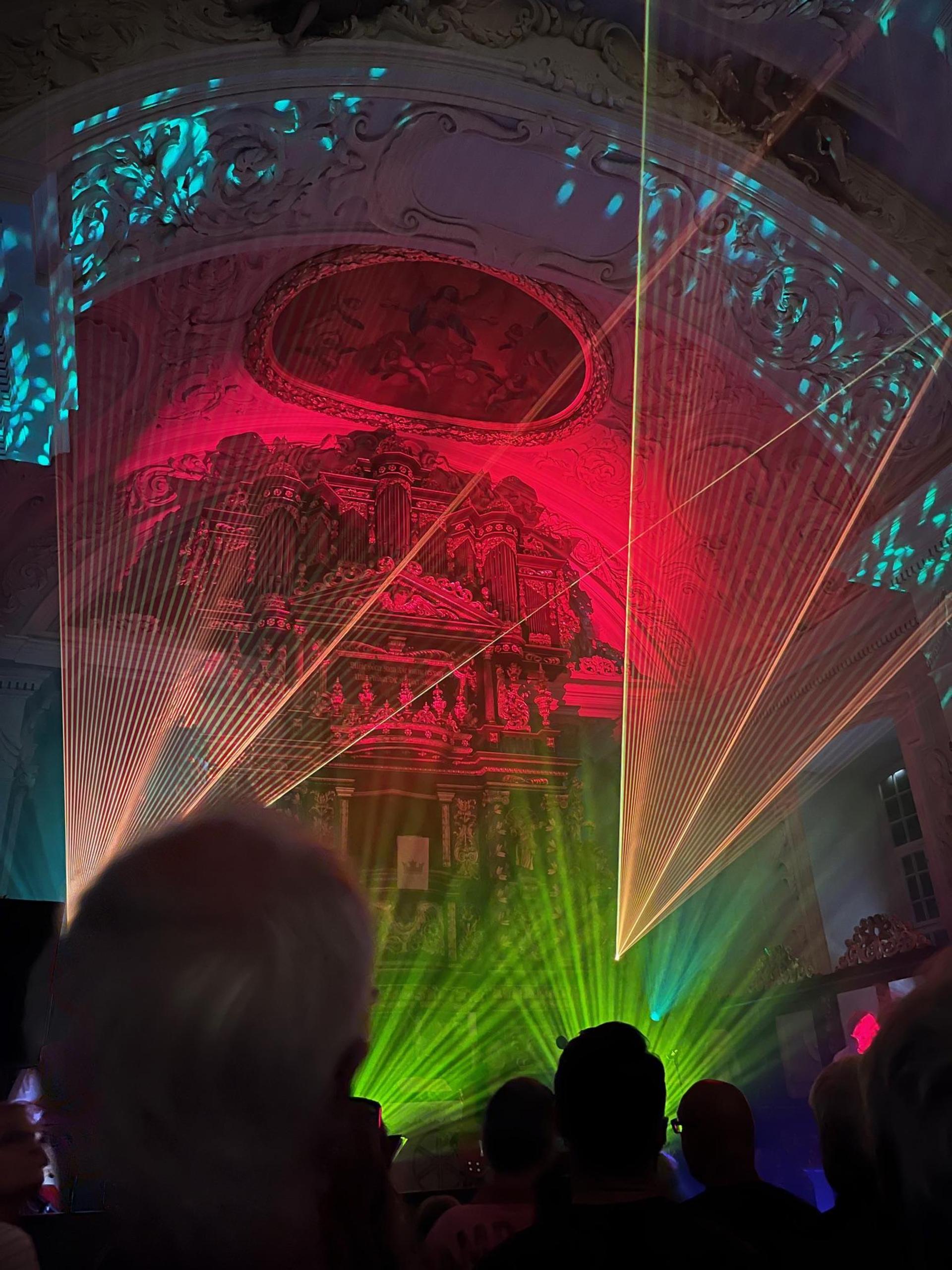 In der Barockkirche: Licht und Klang schaffen besondere Erinnerungen.  (Foto: privat)