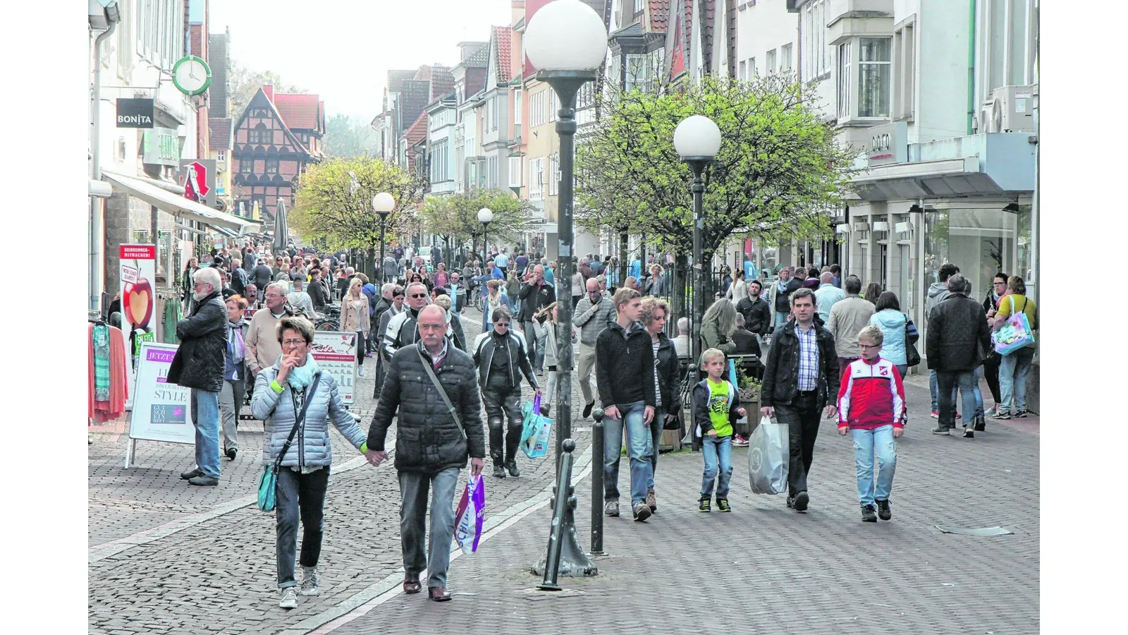 Verkaufsoffener Sonntag und Apfelmarkt (Foto: red)
