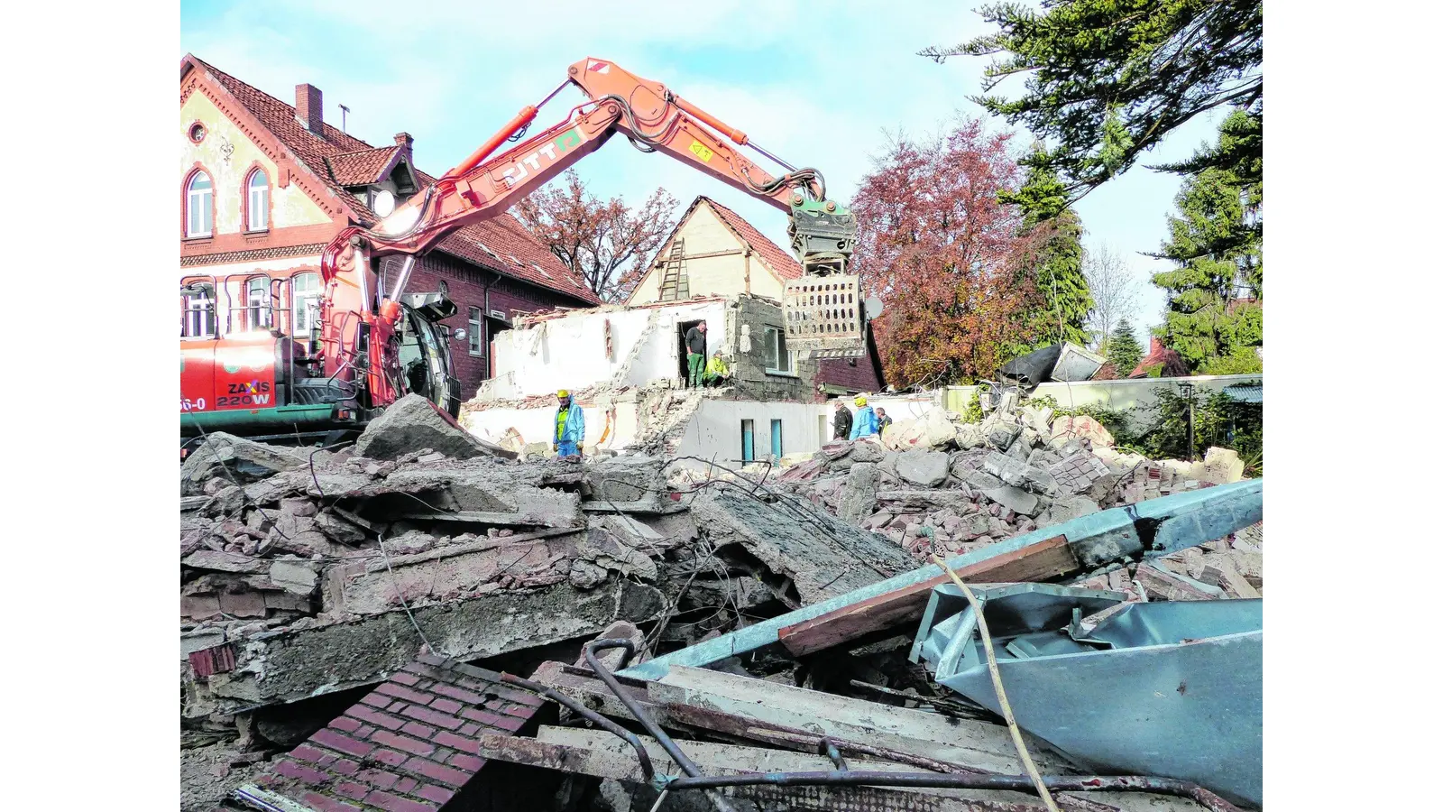 Parkplätze am Straßenende (Foto: al)