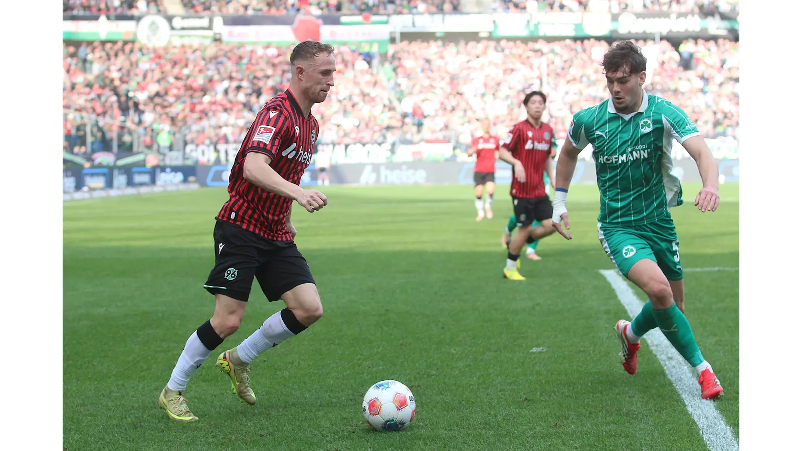 Maurice Neubauer und seine 96er dürfen sich gegen das Spitzenteam aus Elversberg nicht viele Schwächen erlauben. (Foto: bb)