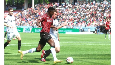 Mustapha Bundu bringt 96 mit zwei Treffern gegen Münster zurück ins Spiel, die Fans hoffen auf einen ähnlichen Auftritt des Flügelspielers in Bochum.  (Foto: bb)