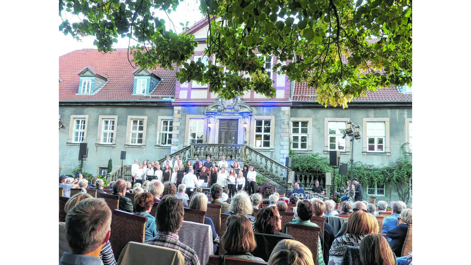 Traumhafter Sommerausklang vor historischer Kulisse (Foto: jb)