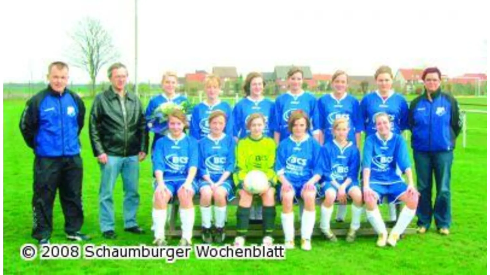 Neue Trikots für B-Juniorinnen (Foto: red)