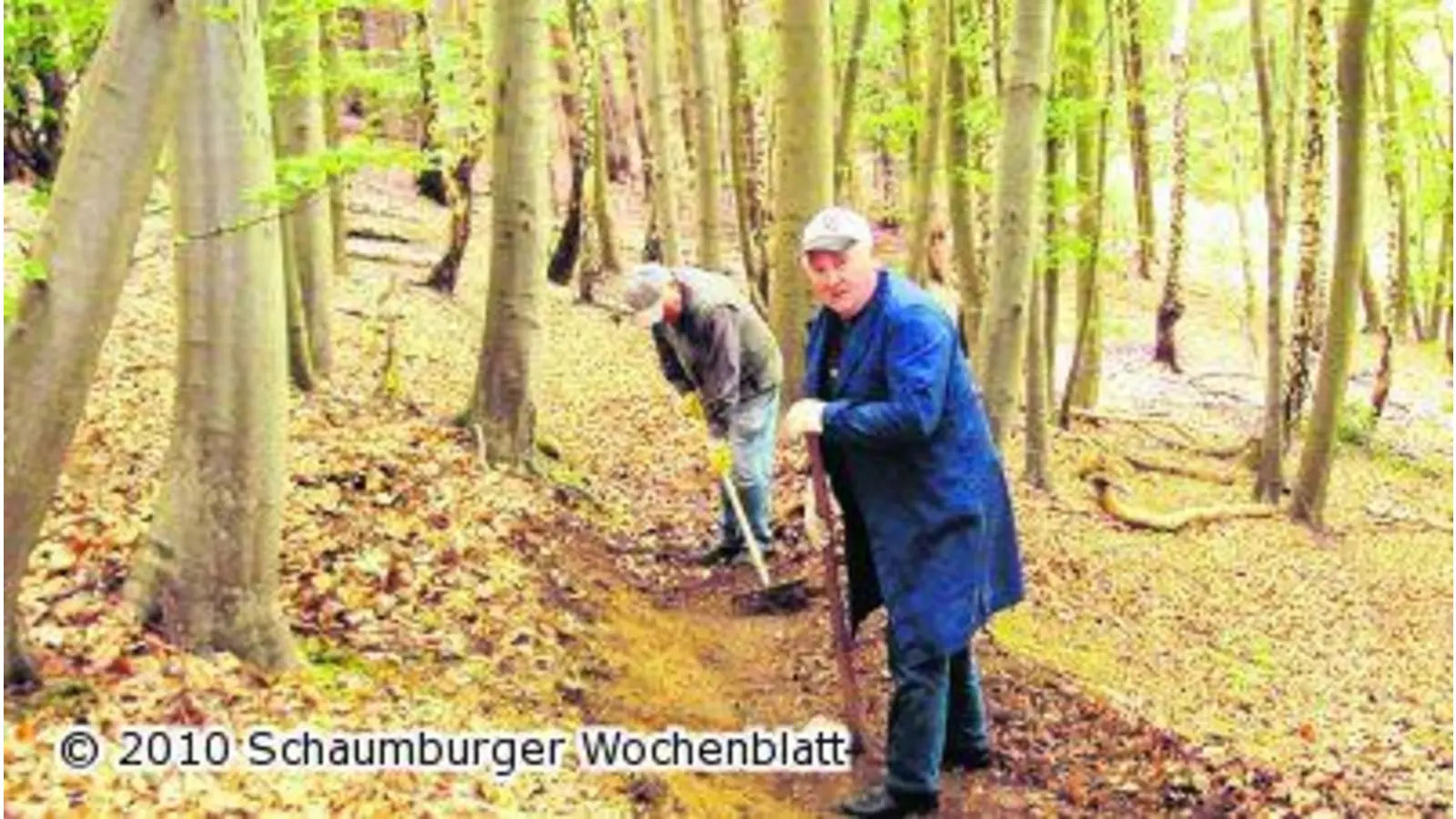 Die Brückenbauer bringen nun auch die Wanderwege in Schuss (Foto: red)