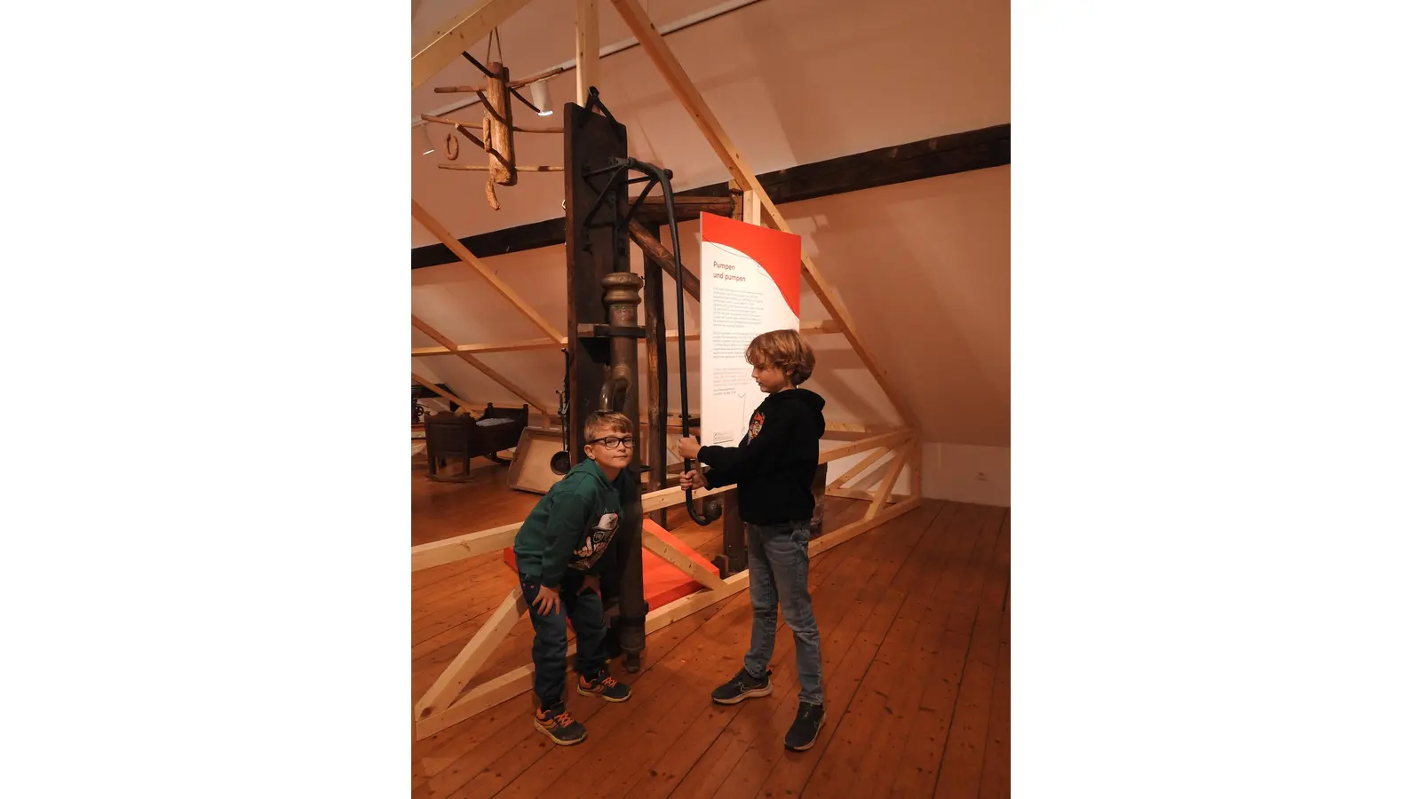 Das Wilhelm Busch Land Wiedensahl bietet am 28. November um 18 Uhr eine museumspädagogische Veranstaltung mit Taschenlampen für Kinder im Alter von 7 bis 12 Jahren an. (Foto: privat)